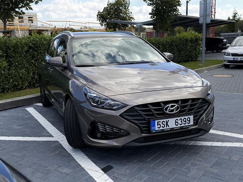 Hyundai i30 (2021) 1.0 t-gdi 88 kW / manual  - fotka 5 z 19