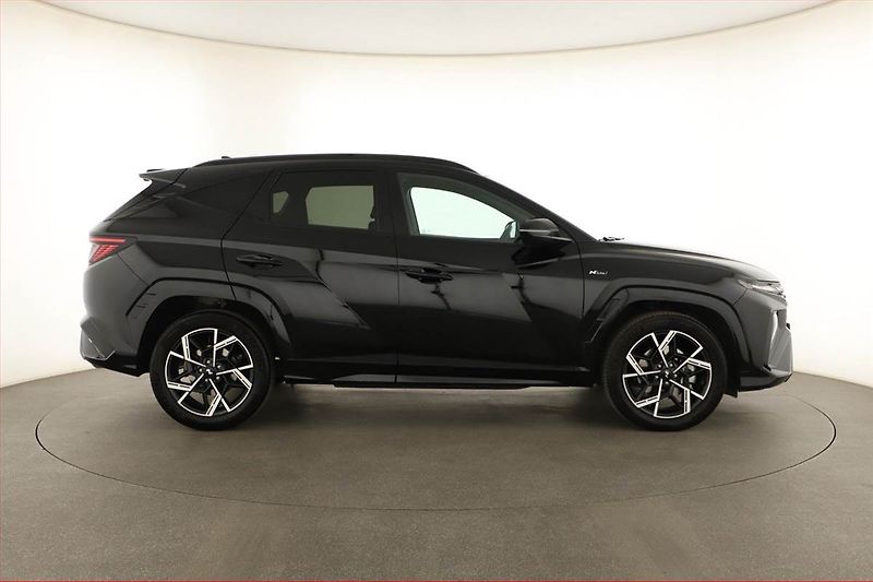 Hyundai Tucson (2025) 1.6 T-GDI, N-Line, Navigace - fotka 6 z 20