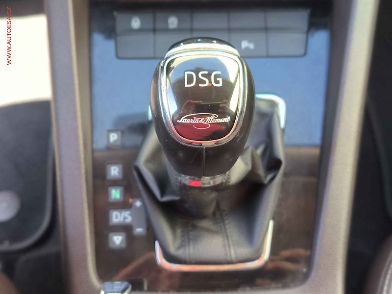Škoda Octavia (2015) 2.0TDi 4x4, ČR, DSG, bixenon - fotka 17 z 26