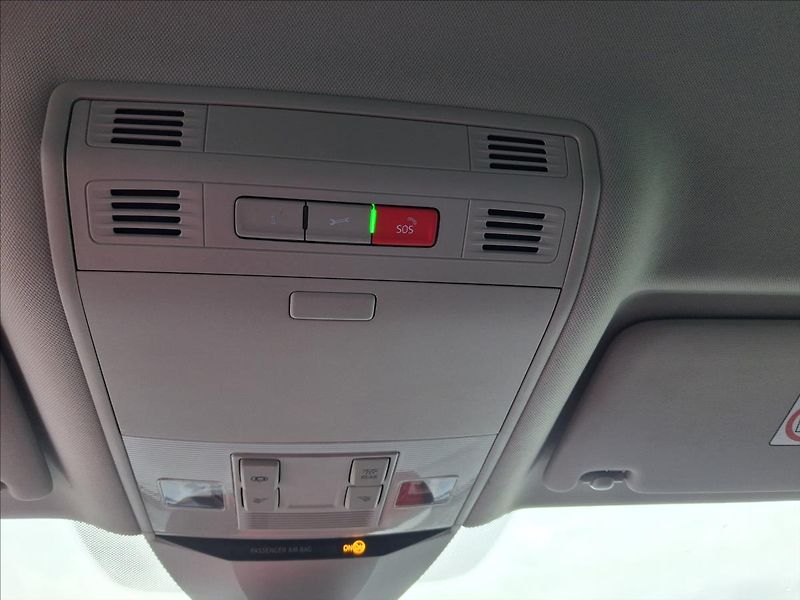 Volkswagen Passat 2,0 2.0TDi, metrix, DPH - fotka 17 z 19
