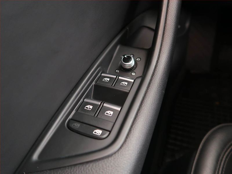 Audi A4 (2020) 30 TDI, Automat, Kůže, Navi - fotka 16 z 21