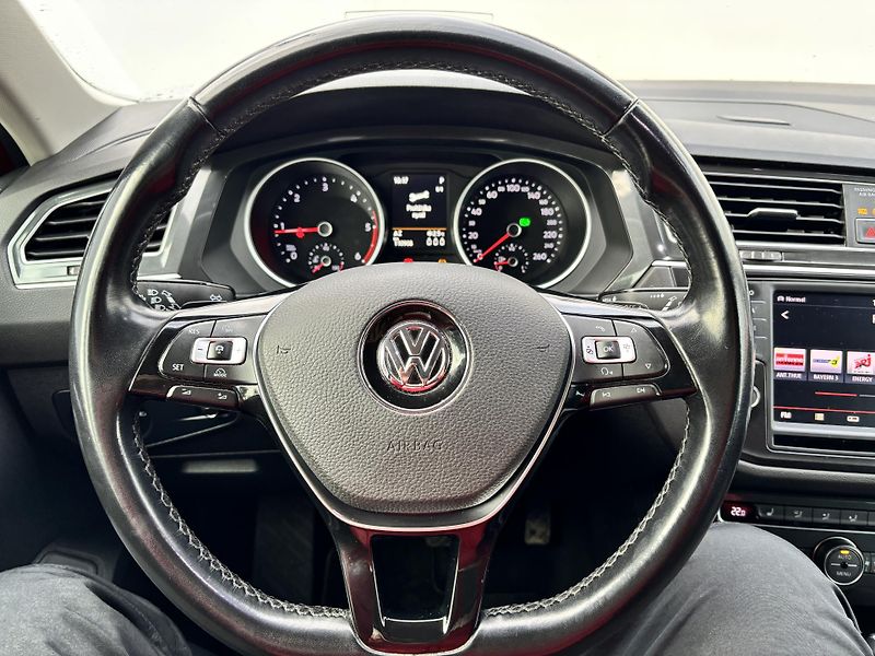 Volkswagen Tiguan (2016) 2.0TDI 110KW Head-up, 4x4 DSG - fotka 23 z 35