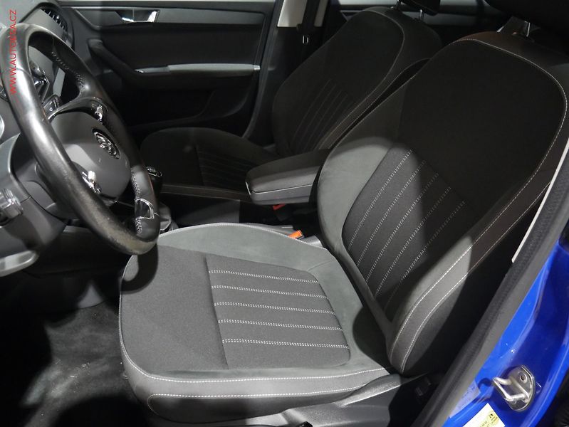 Škoda Fabia (2021) 1.0 TSi, 2.maj,ČR, Style, LED - fotka 9 z 17