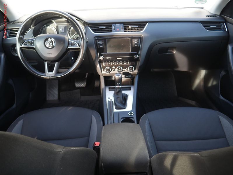 Škoda Octavia (2018) 2.0 TDi, ČR, DSG - fotka 8 z 15