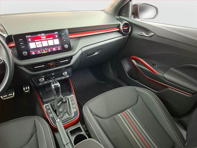 Škoda Fabia (2024) Monte Carlo 1.5 TSI - fotka 8 z 21