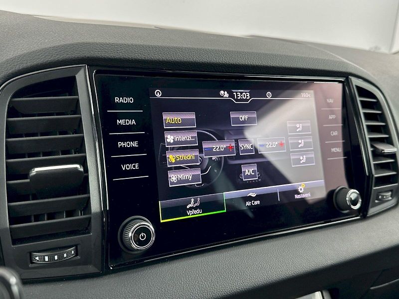 Škoda Karoq (2024) DSG 1.5TSI 110kW Selection Fre - fotka 16 z 30