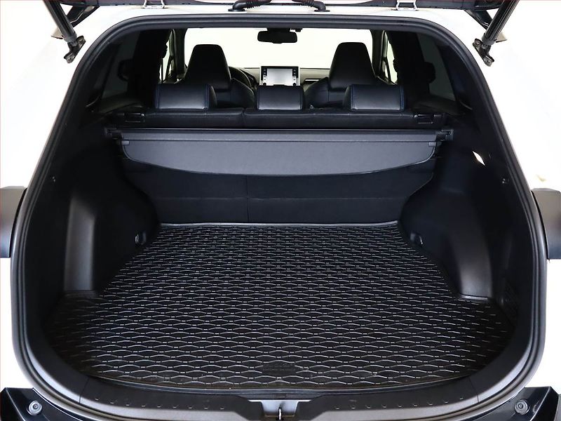 Toyota RAV4 (2022) 2.5 Hybrid - fotka 12 z 21