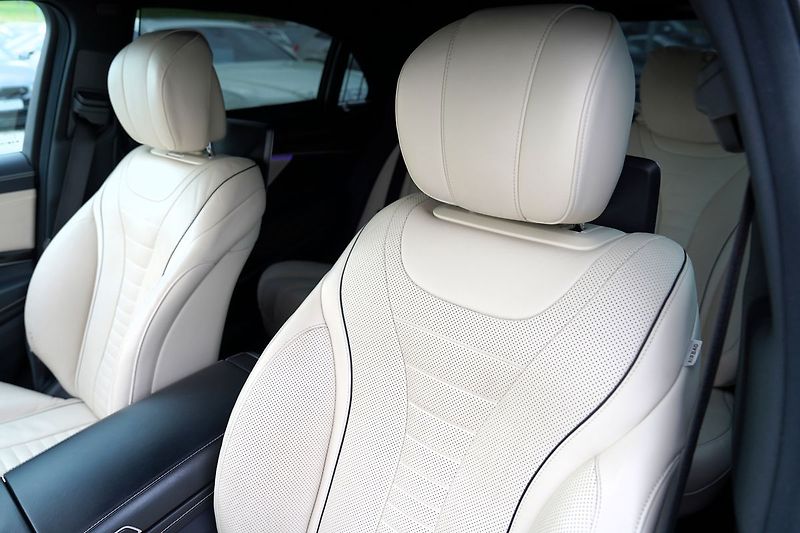Mercedes-Benz Třídy S S 350d Long 4matic AMG TV - fotka 24 z 50