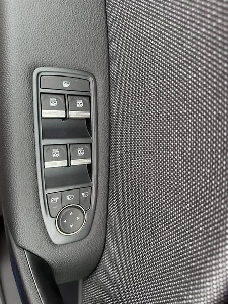 Renault Symbioz (2026) techno Eco-G 120  Zimní pneu k - fotka 13 z 28