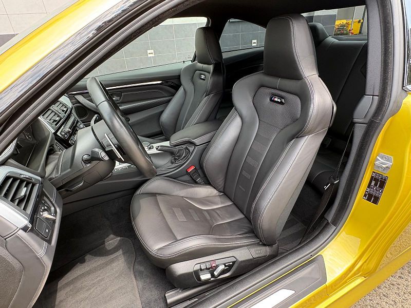 BMW M4 F82 LCI, 317 kW,34991km - fotka 24 z 56