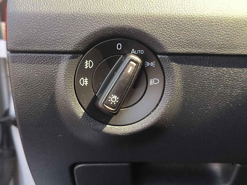 Škoda Octavia (2018) 2.0TDI 4x4, ČR, Style, navi - fotka 19 z 22