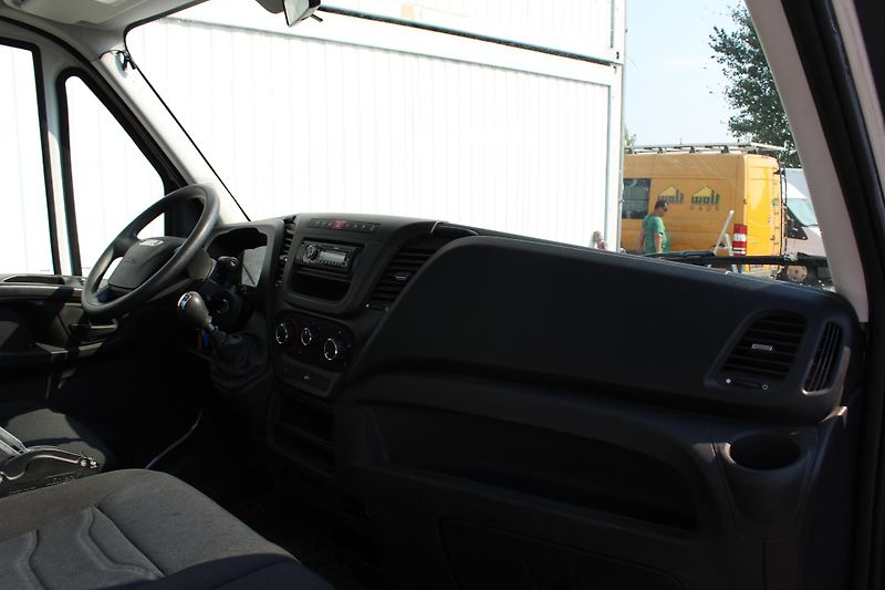 Iveco Daily 50/35C150 3,0 Nosič Kontejneru - fotka 9 z 18