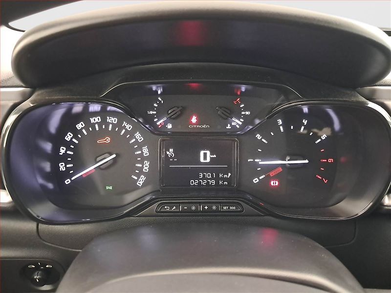 Citroën C3 (2020) 1.2 PureTech, ČR,1.maj - fotka 11 z 17