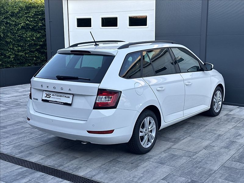 Škoda Fabia 1,0 TSI 95PS  Ambition Top - fotka 7 z 52