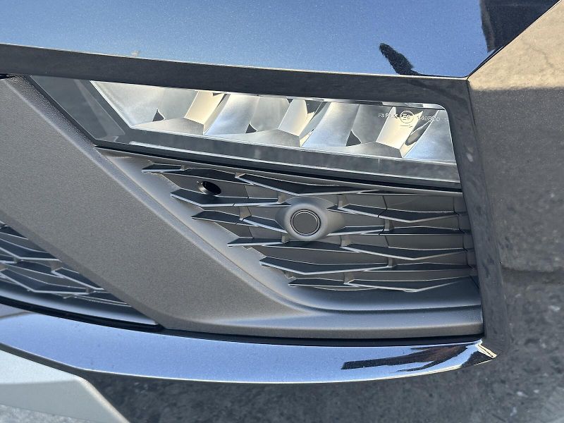 Škoda Kamiq 1.5TSi DSG 150PS LED V.Cockpit - fotka 11 z 47