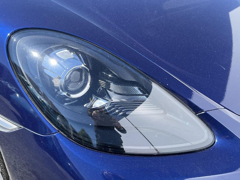 Porsche Cayman (2020) GT4 - fotka 24 z 25