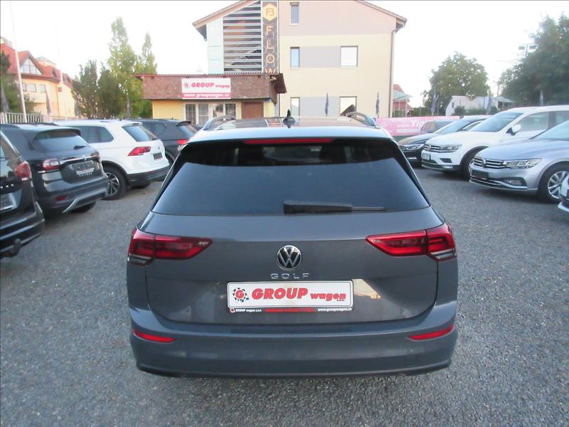 Volkswagen Golf 2,0 TDI DSG Edice Life - fotka 5 z 17