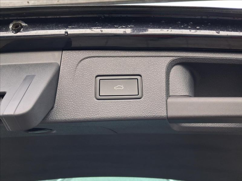 Volkswagen Passat 2,0 2.0TDi, metrix, DPH - fotka 9 z 19