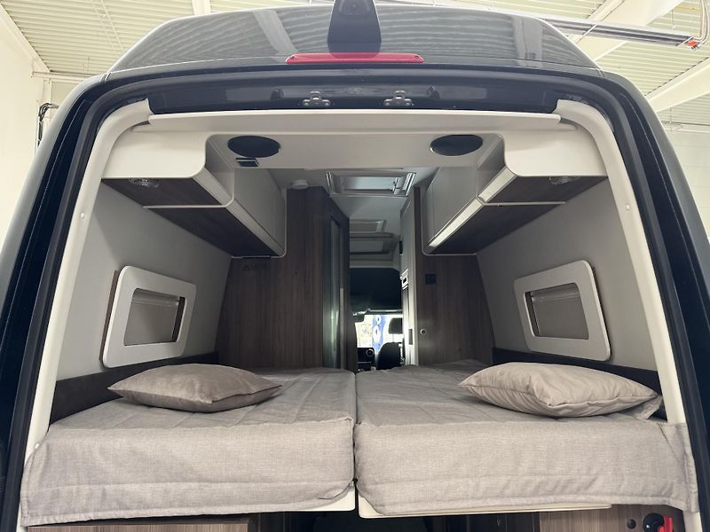 Kabe Travel Master VAN (2025) Abisko Van 690 LB 4x4  - fotka 19 z 40