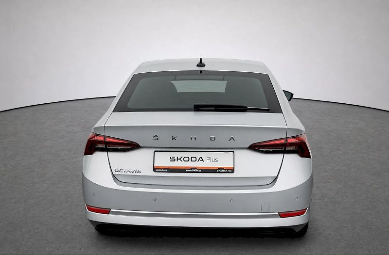 Škoda Octavia (2020) Ambition Plus 2,0 Tdi 85 Kw - fotka 34 z 35