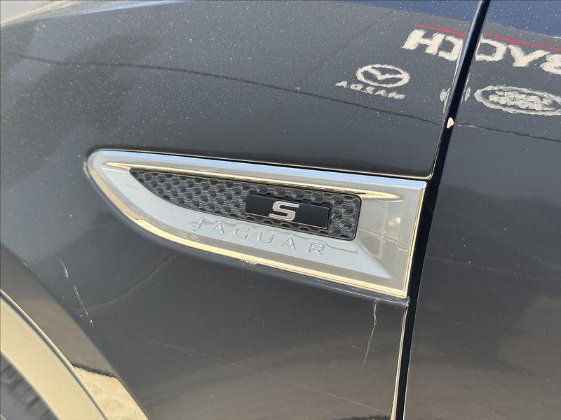 Jaguar E-Pace 2,0 D150 S AWD AT DPH - fotka 28 z 28