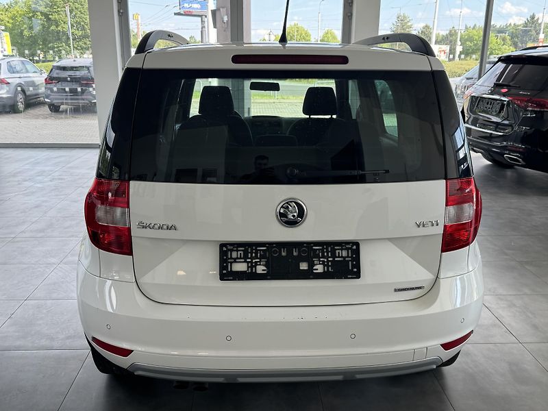 Škoda Yeti (2014) 1,6TDi GREENLINE  - fotka 6 z 21