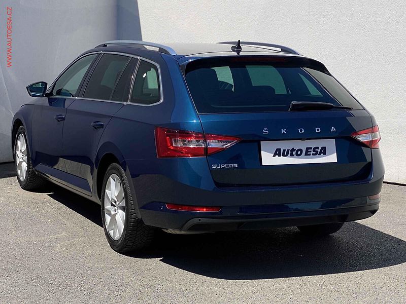 Škoda Superb (2021) 1.5 TSi, Kůže, TZ, navi - fotka 6 z 20