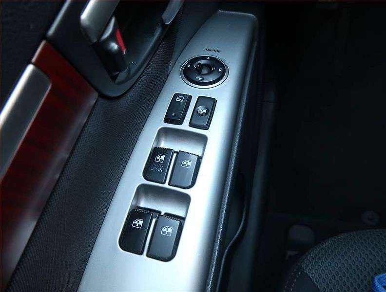 Hyundai Santa Fe (2008) 2.2 CRDi, 4X4, Automat - fotka 17 z 17