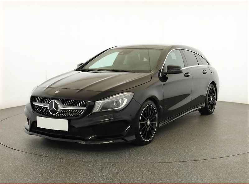 Mercedes-Benz CLA (2016) AMG Paket 220 CDI, Automat - fotka 2 z 19