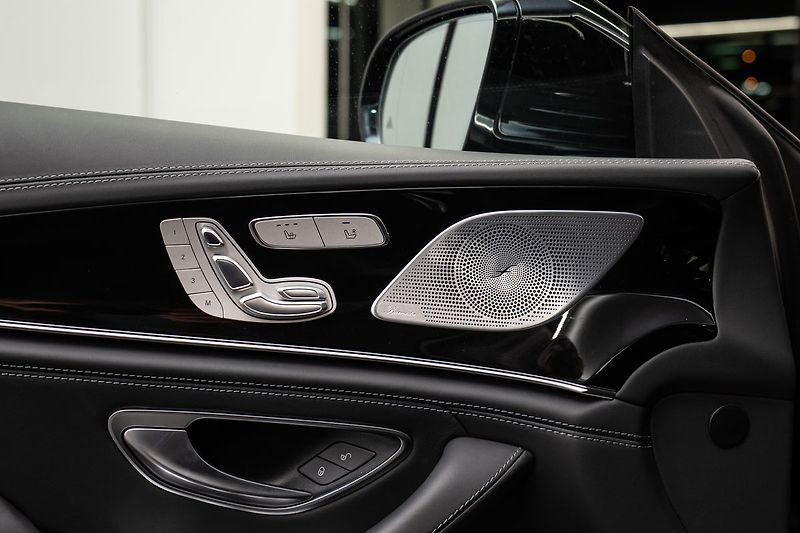 Mercedes-Benz AMG GT 63 4MATIC+ - fotka 8 z 25
