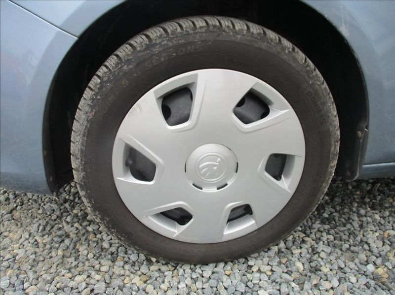 Škoda Fabia 1,2 TSI, digiklima,serviska, - fotka 16 z 30