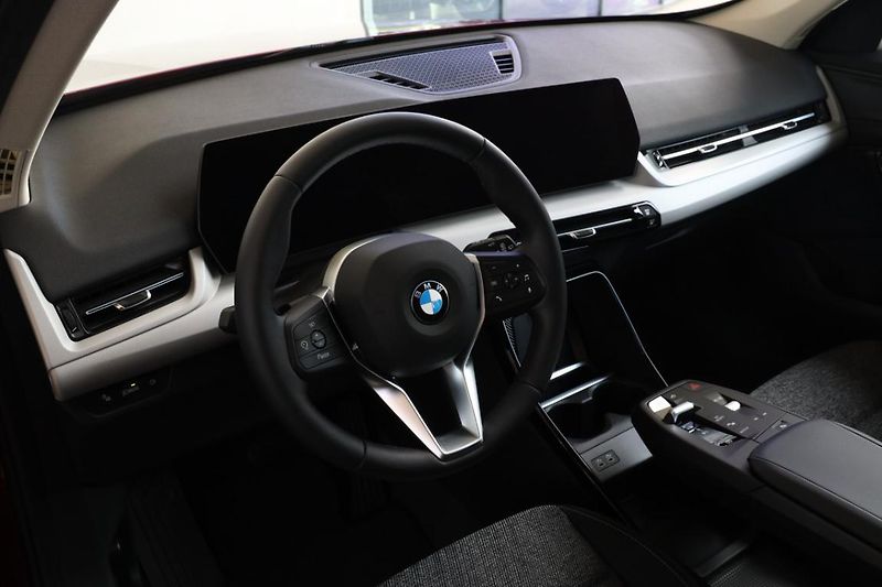 BMW X1 xDrive23d - fotka 2 z 16