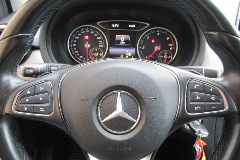 Mercedes-Benz Třídy B 180 CDI *AUTOMAT* NAVI TAŽNÉ  - fotka 11 z 27