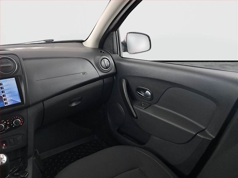Dacia Logan (2018) 1.0 SCe, ČR,1.maj, Serv.kniha - fotka 8 z 14
