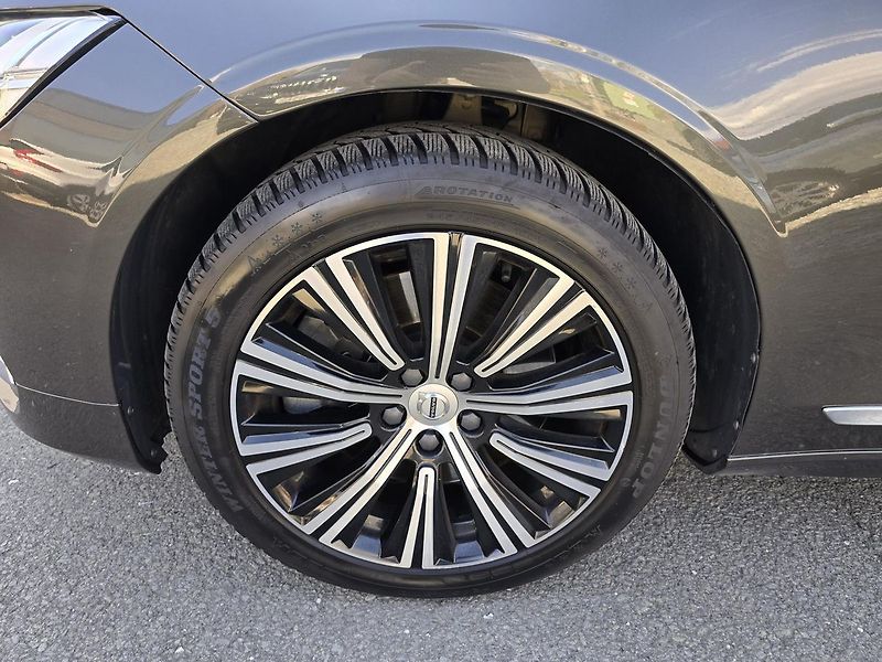 Volvo V90 221kW B6 4x4 R-DESIGN -DPH - fotka 44 z 45