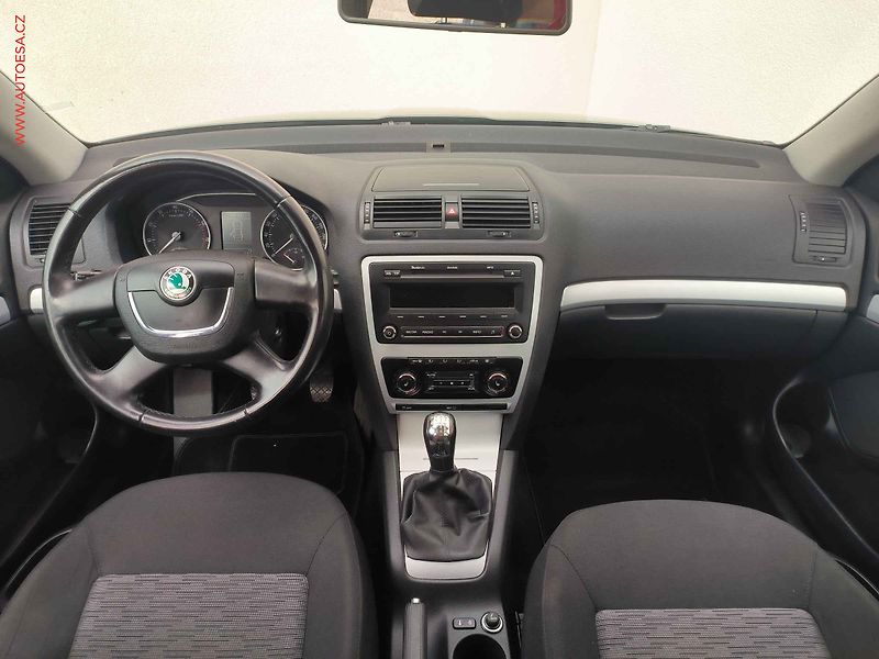 Škoda Octavia (2010) 1.4 TSi, Ambition, TZ - fotka 8 z 15