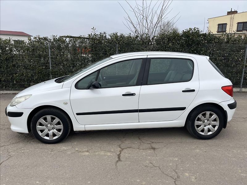 Peugeot 307 1,4 i KLIMA STK 1/28 - fotka 4 z 28