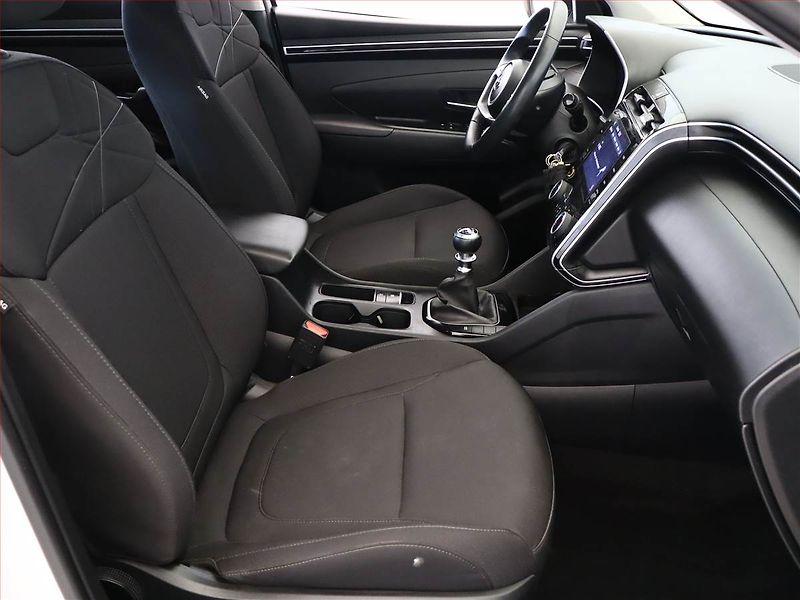 Hyundai Tucson (2021) 1.6 T-GDI - fotka 7 z 14