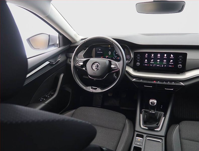 Škoda Octavia (2022) Ambition 2.0 TDI, ČR,1.maj - fotka 7 z 24