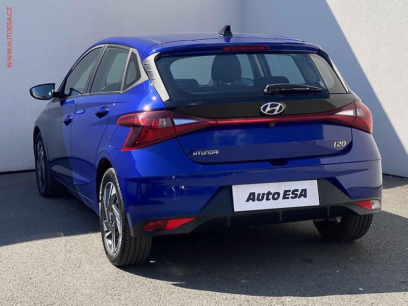 Hyundai i20 (2021) 1.2i, 1.maj,ČR, Smart, LED - fotka 6 z 17