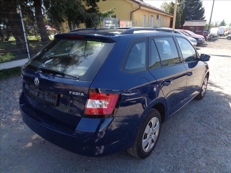 Škoda Fabia 1,2 - fotka 16 z 19