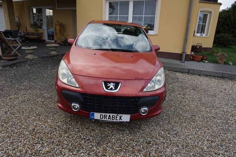 Peugeot 307 (2006) 307 1,6 - fotka 1 z 22