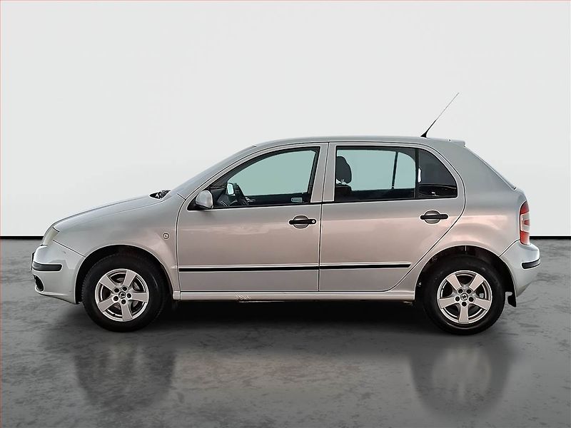 Škoda Fabia (2005) 1.4 16V, po STK, Klima - fotka 3 z 14