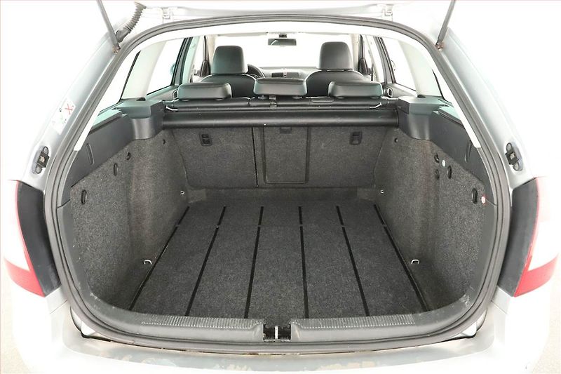 Volkswagen Golf (2018) 1.0 TSI, Tempomat - fotka 14 z 15