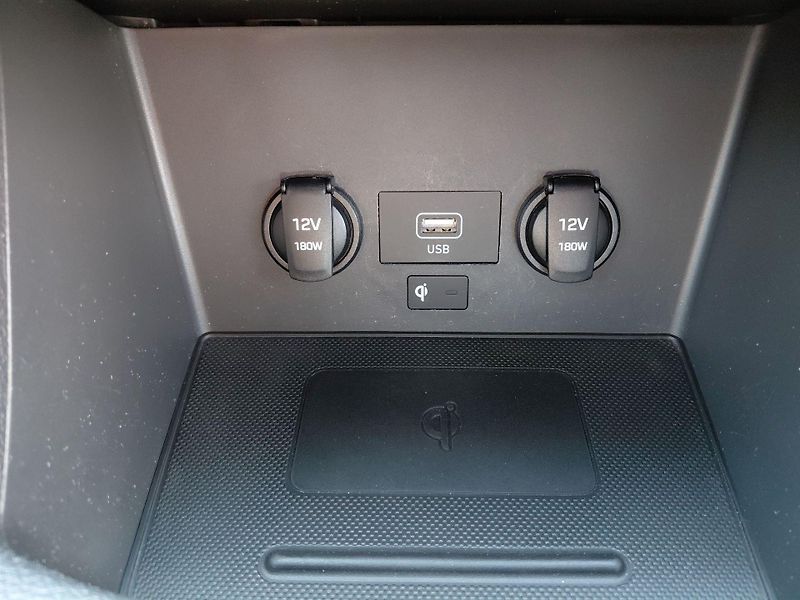 Hyundai i30 (2020) 1,5 CVVT 81 kW Smart ČR - fotka 24 z 25