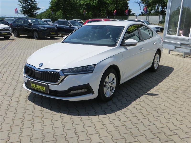 Škoda Octavia 1,5 TSI 110kW Ambition ČR - fotka 3 z 22