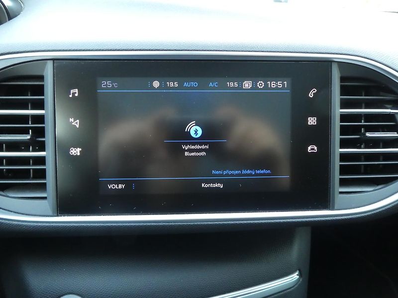 Peugeot 308 (2019) SW ALLURE 1.5 BlueHDi 130 MAN6 - fotka 18 z 27