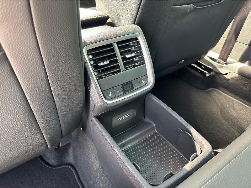 Škoda Octavia 2.0TDI 110 kW DSG EXCLUSIVE SE - fotka 24 z 30