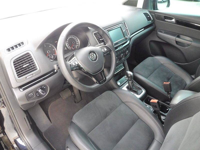 Volkswagen Sharan (2016) Highline 2,0 TDI 135kW DSG 4MO - fotka 6 z 30