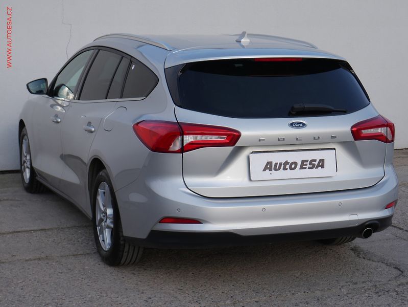 Ford Focus (2019) 1.5TDCi, ČR, LED, AC - fotka 4 z 19
